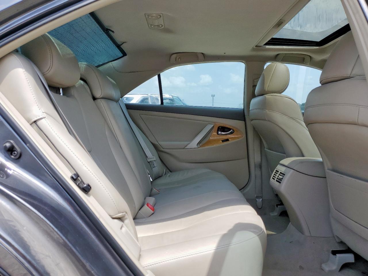 2007 Toyota Camry Le VIN: 4T1BK46K37U049002 Lot: 64623225
