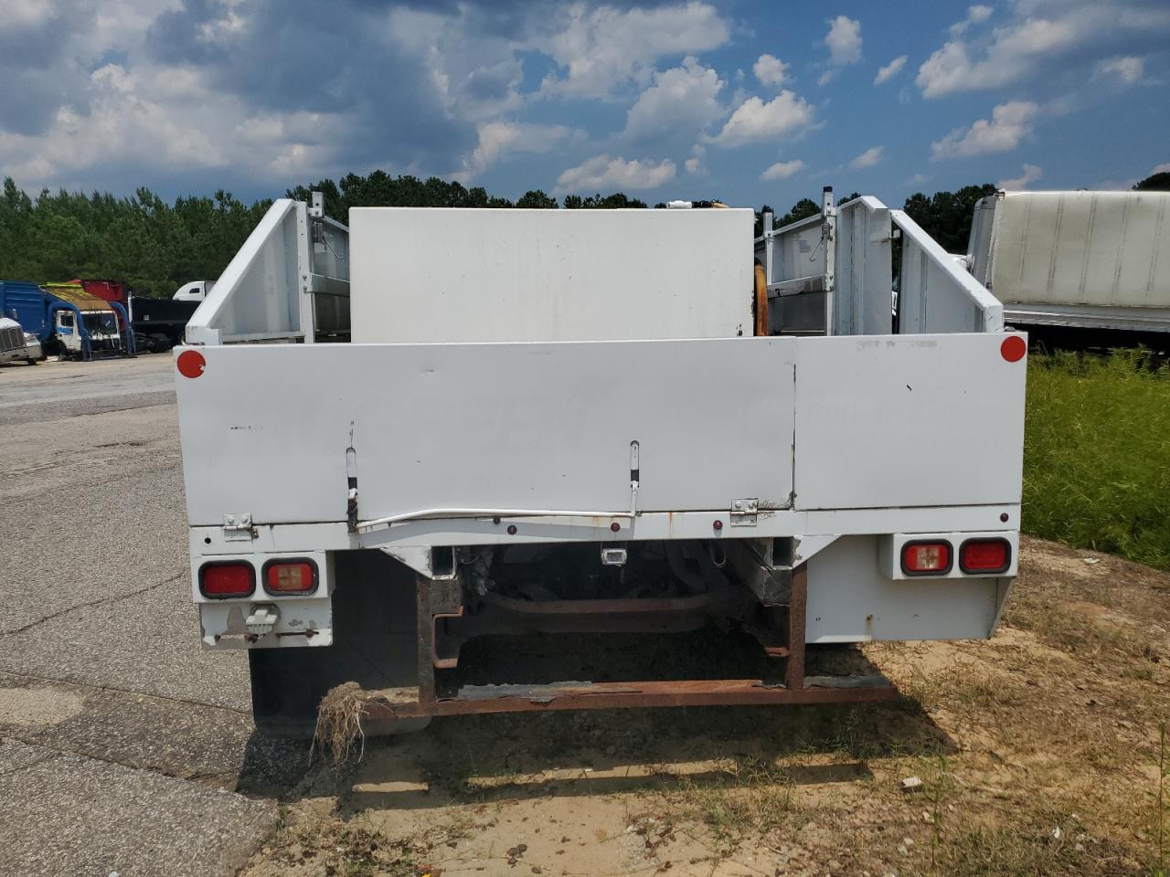 2011 Ford Econoline E450 Super Duty Cutaway Van VIN: 1FDXE4FL6BDA37375 Lot: 63671395