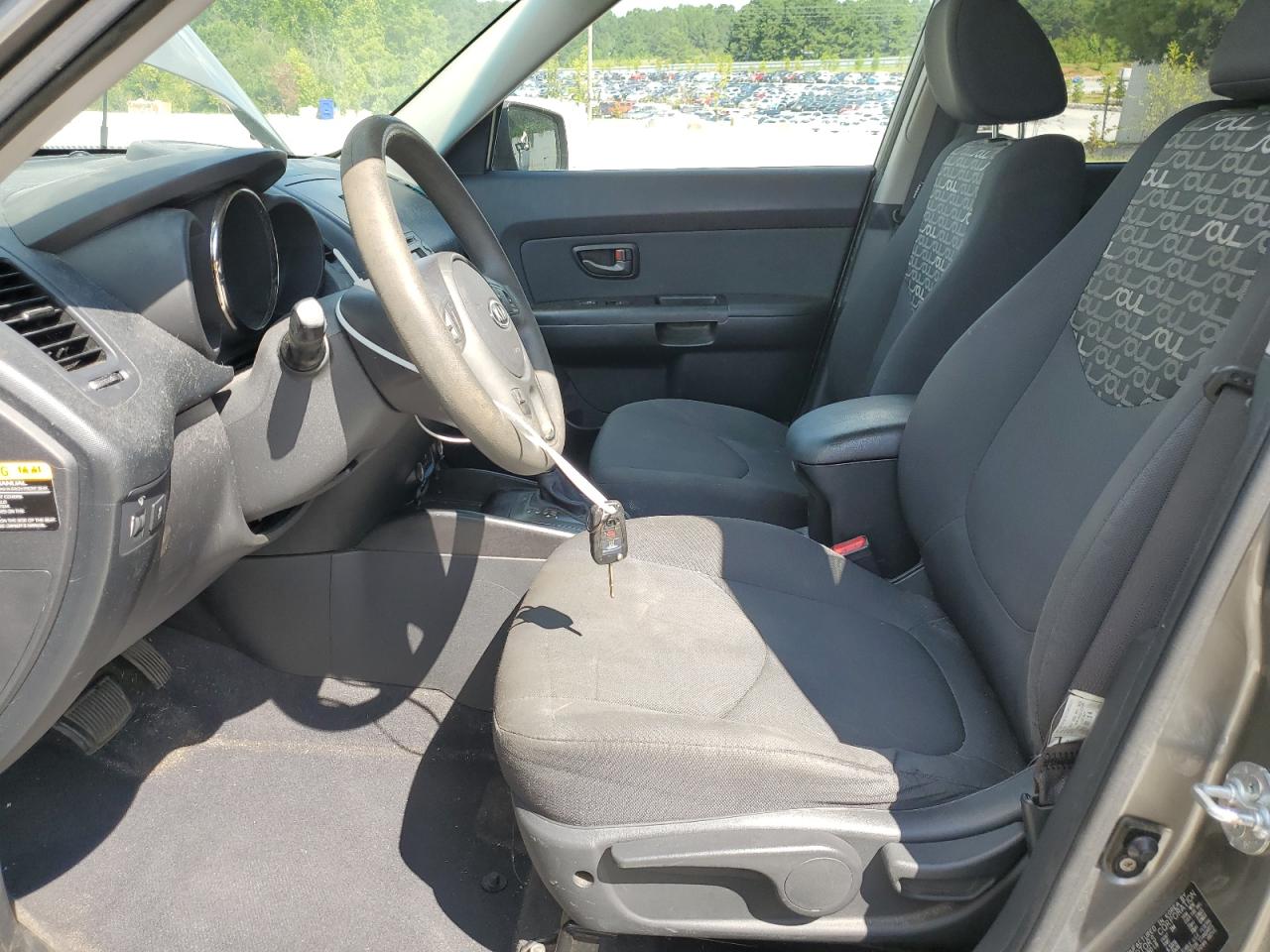 2011 Kia Soul + VIN: KNDJT2A29B7341043 Lot: 64984325