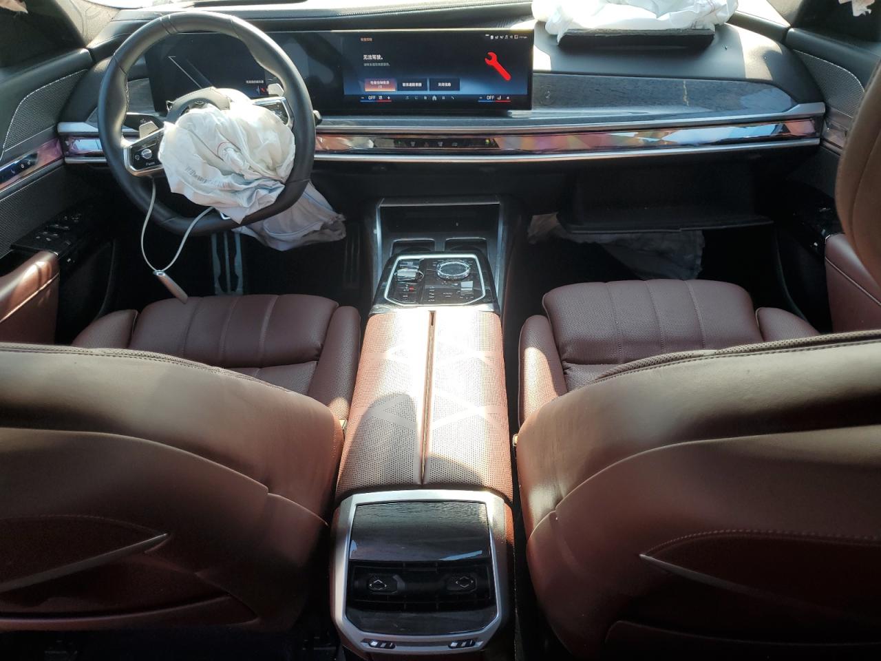 2024 BMW 760 Xi VIN: WBA33EJ05RCR10400 Lot: 65119055