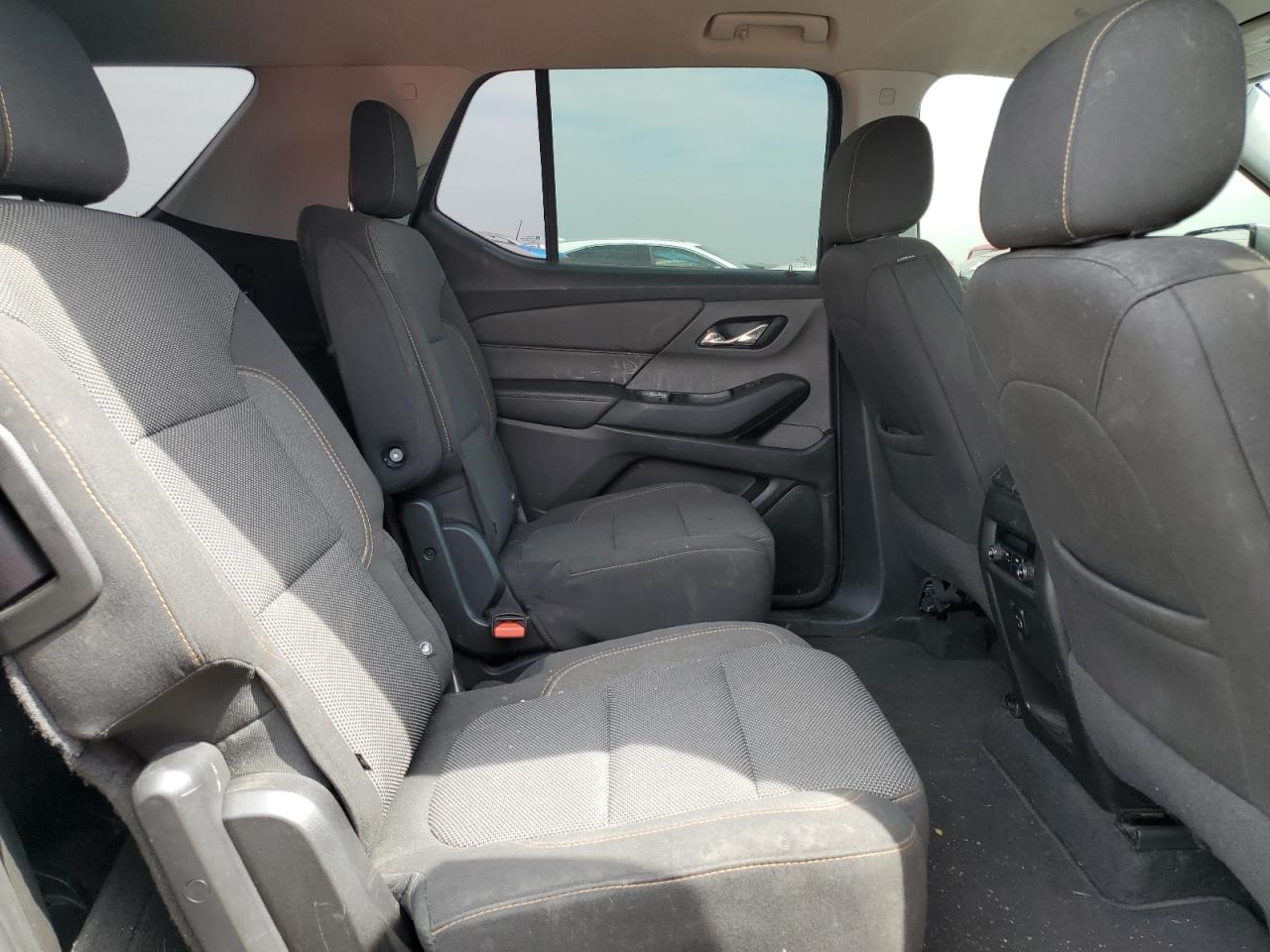 2018 Chevrolet Traverse Lt VIN: 1GNERGKWXJJ167037 Lot: 64185385