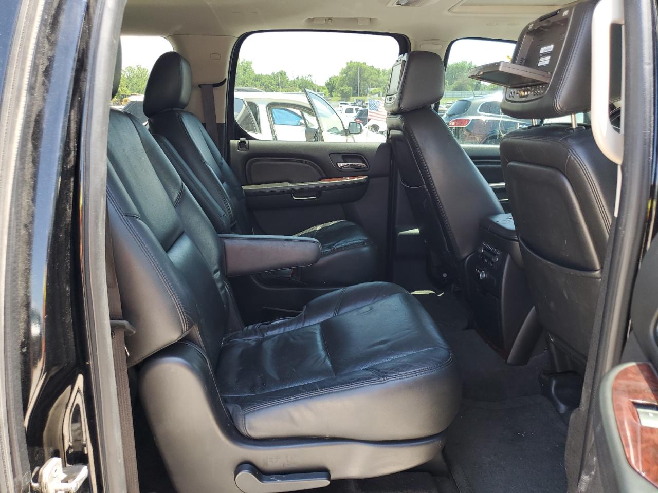 2012 Cadillac Escalade Esv Luxury VIN: 1GYS4HEFXCR173432 Lot: 63276165