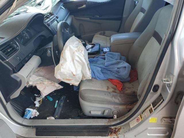  TOYOTA CAMRY 2012 Srebrny