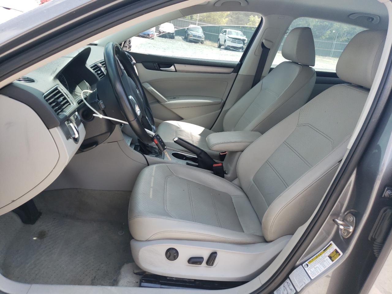 2015 Volkswagen Passat Se VIN: 1VWBV7A32FC083480 Lot: 65144475