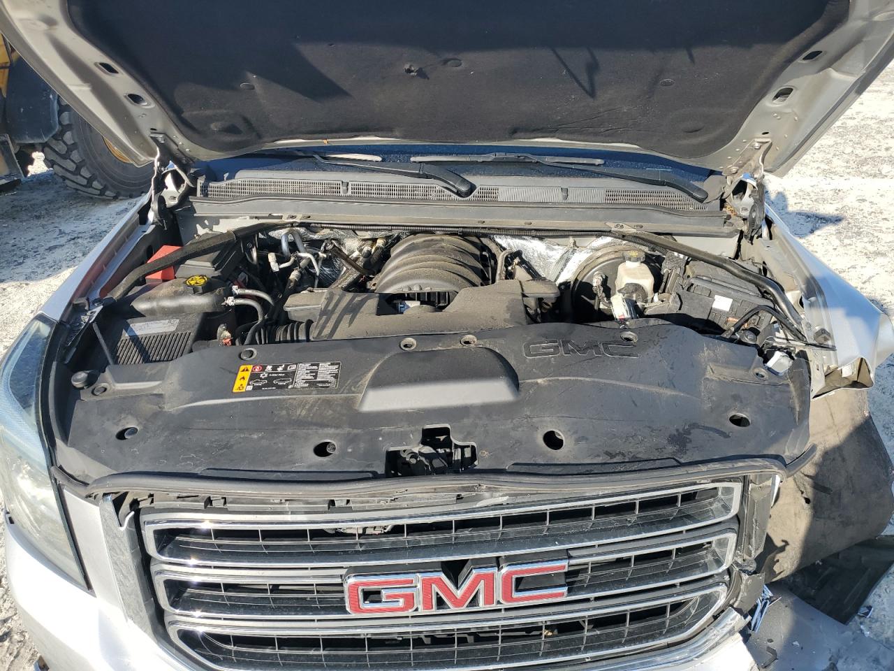 2018 GMC Yukon Sle VIN: 1GKS1AKC1JR238539 Lot: 65139025