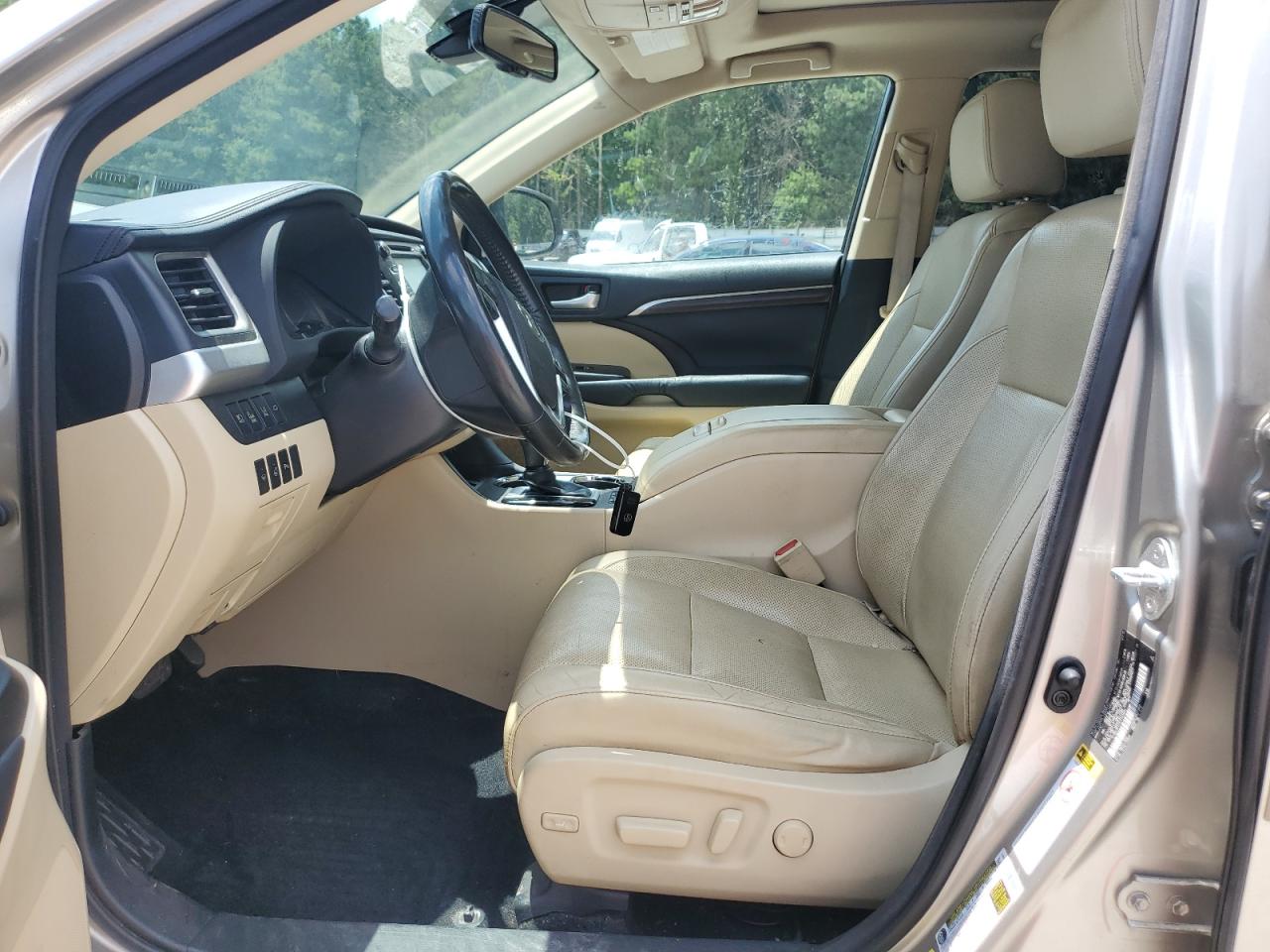 2015 Toyota Highlander Limited VIN: 5TDDKRFH3FS122984 Lot: 64394395