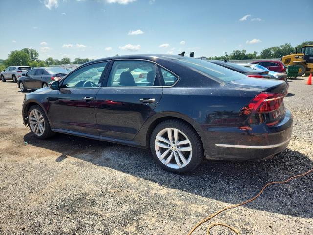  VOLKSWAGEN PASSAT 2019 Чорний