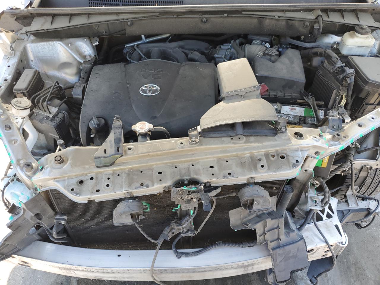 2018 Toyota Highlander Se VIN: 5TDKZRFH5JS529524 Lot: 65205245