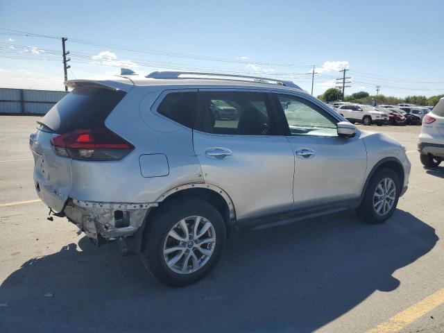  NISSAN ROGUE 2018 Серебристый
