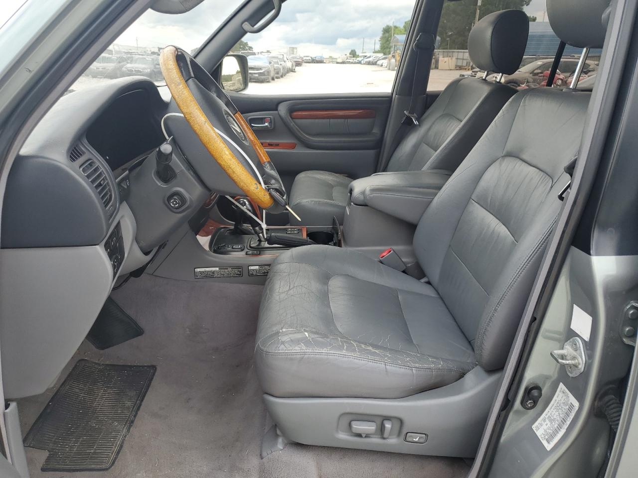 2001 Lexus Lx 470 VIN: JTJHT00W413505700 Lot: 63144085