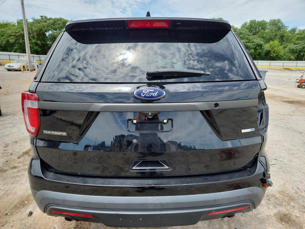2017 Ford Explorer Police Interceptor VIN: 1FM5K8AR6HGA63727 Lot: 63182595