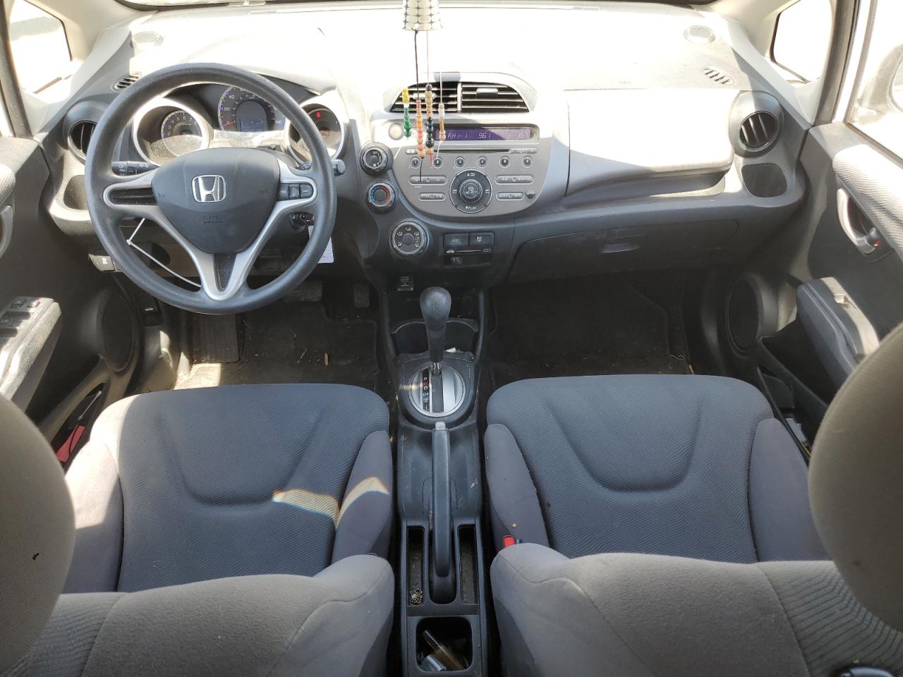2011 Honda Fit VIN: JHMGE8H3XDC015914 Lot: 65263075