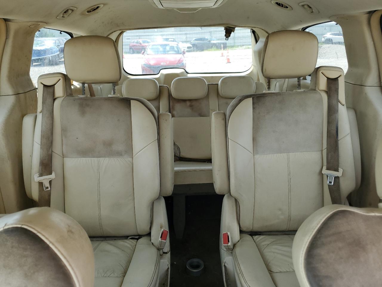 2010 Chrysler Town & Country Limited VIN: 2A4RR6DX6AR184739 Lot: 64716295