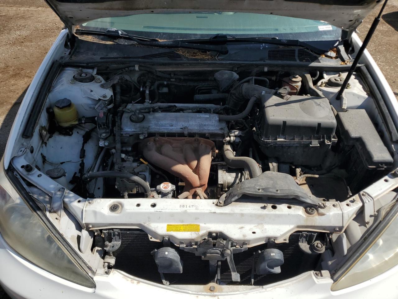 2002 Toyota Camry Le VIN: 4T1BE32K32U037609 Lot: 70703095