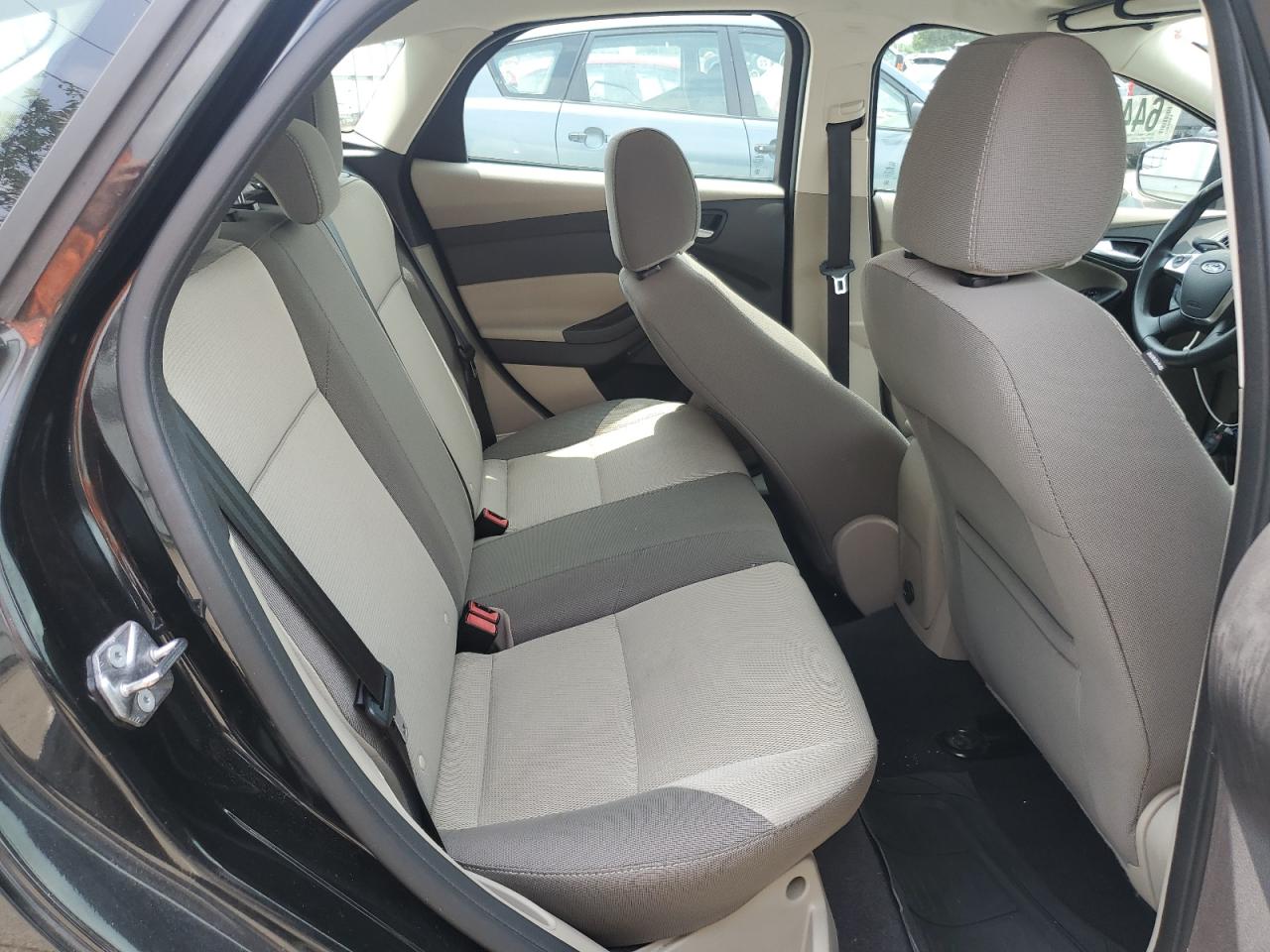 2014 Ford Focus Se VIN: 1FADP3K20EL483501 Lot: 64405375