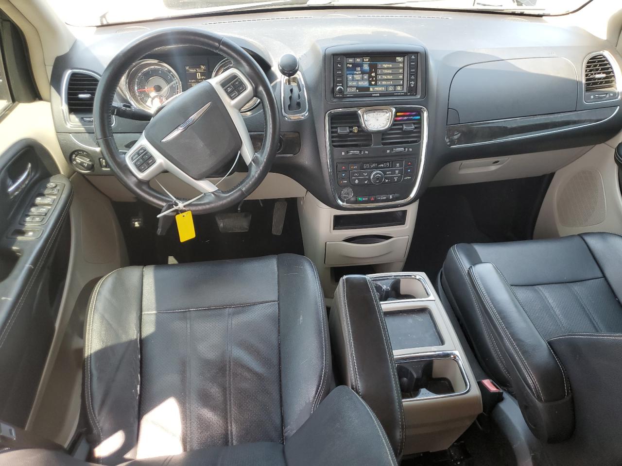 2014 Chrysler Town & Country Touring L VIN: 2C4RC1CGXER413490 Lot: 63104545