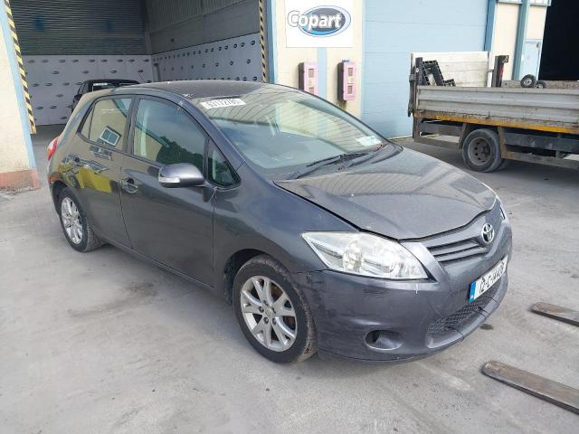 2012 TOYOTA AURIS
