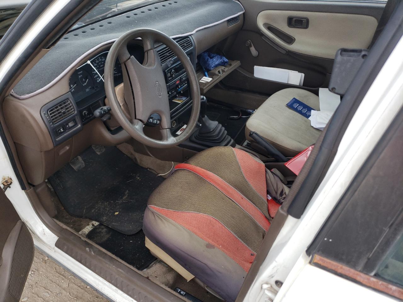 1991 Nissan Sentra VIN: 031500 Lot: 63863255