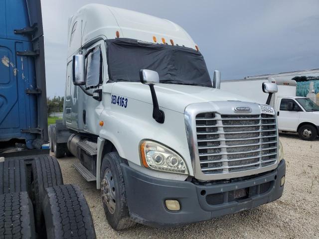 2012 Freightliner Cascadia 125