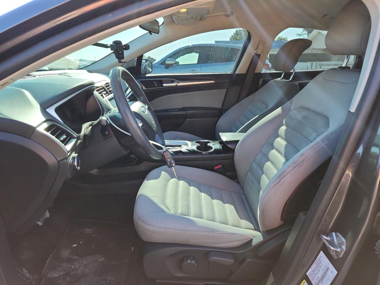 2015 Ford Fusion S VIN: 3FA6P0G73FR104473 Lot: 84616625