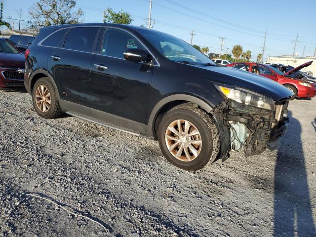  KIA SORENTO 2017 Черный