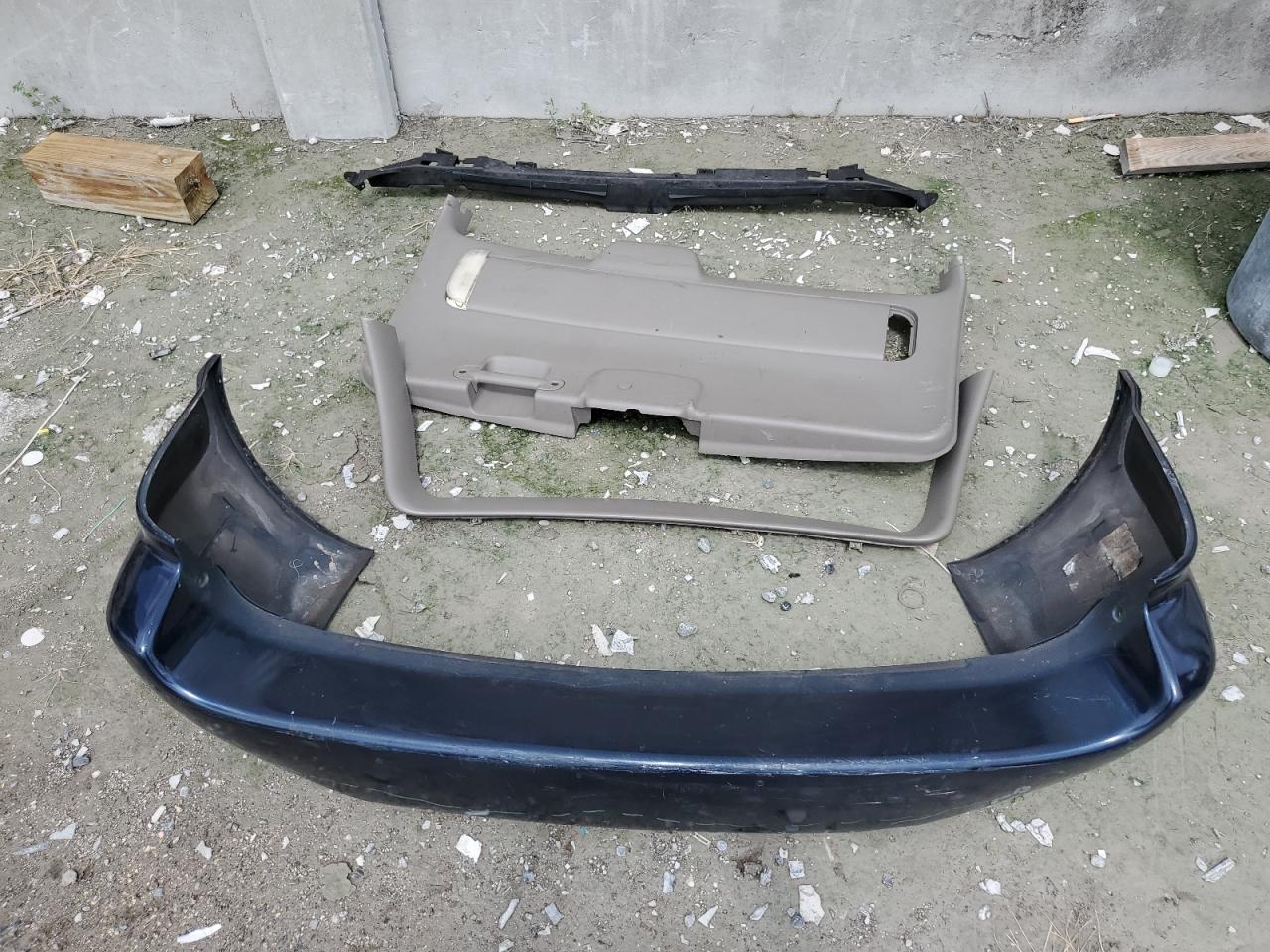 2002 Dodge Caravan Se VIN: 1B4GP25382B735077 Lot: 65013315