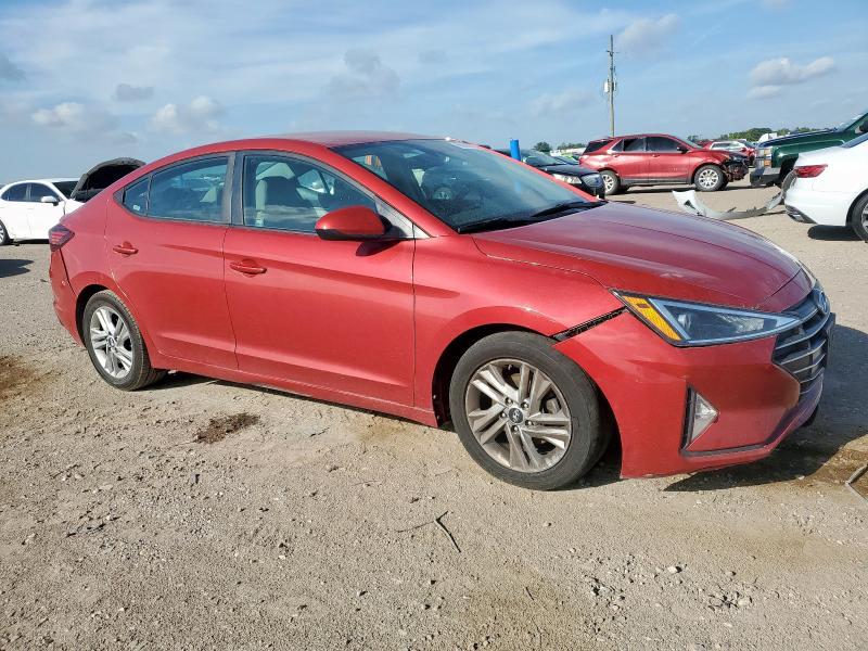  HYUNDAI ELANTRA 2020 Czerwony