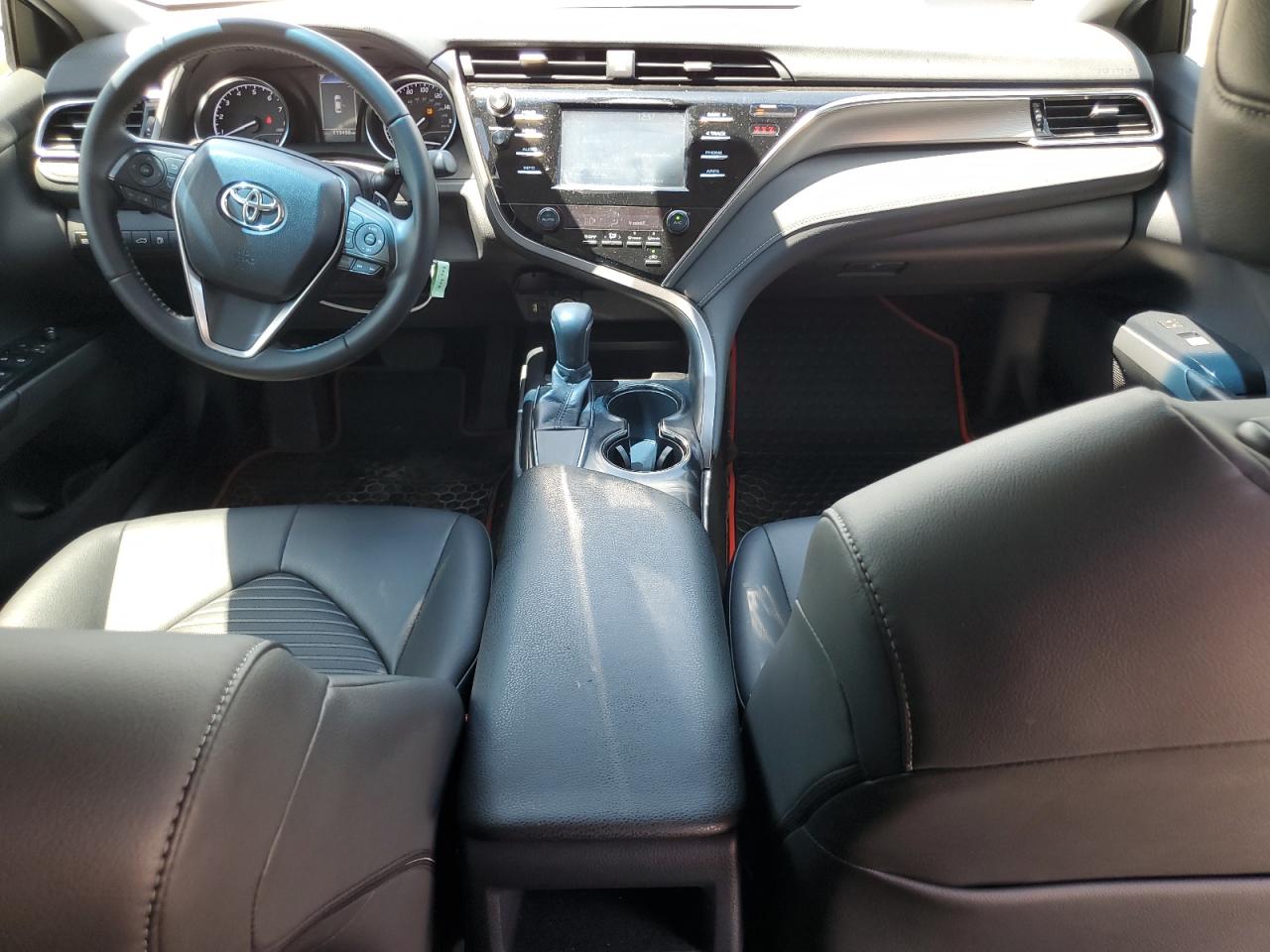 2018 Toyota Camry L VIN: JTNB11HK9J3027548 Lot: 61980935