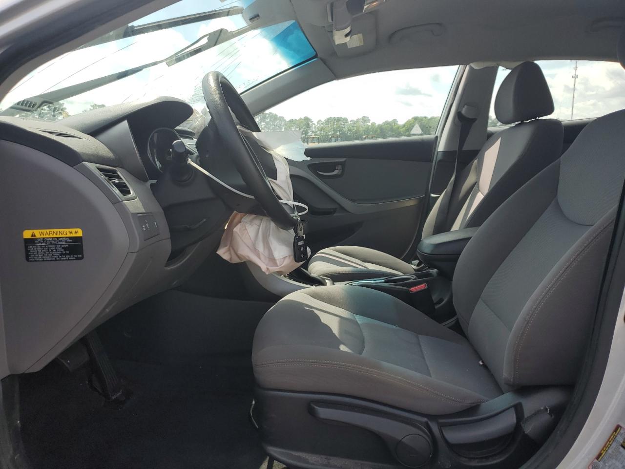 2014 Hyundai Elantra Se VIN: KMHDH4AE1EU220755 Lot: 63310495