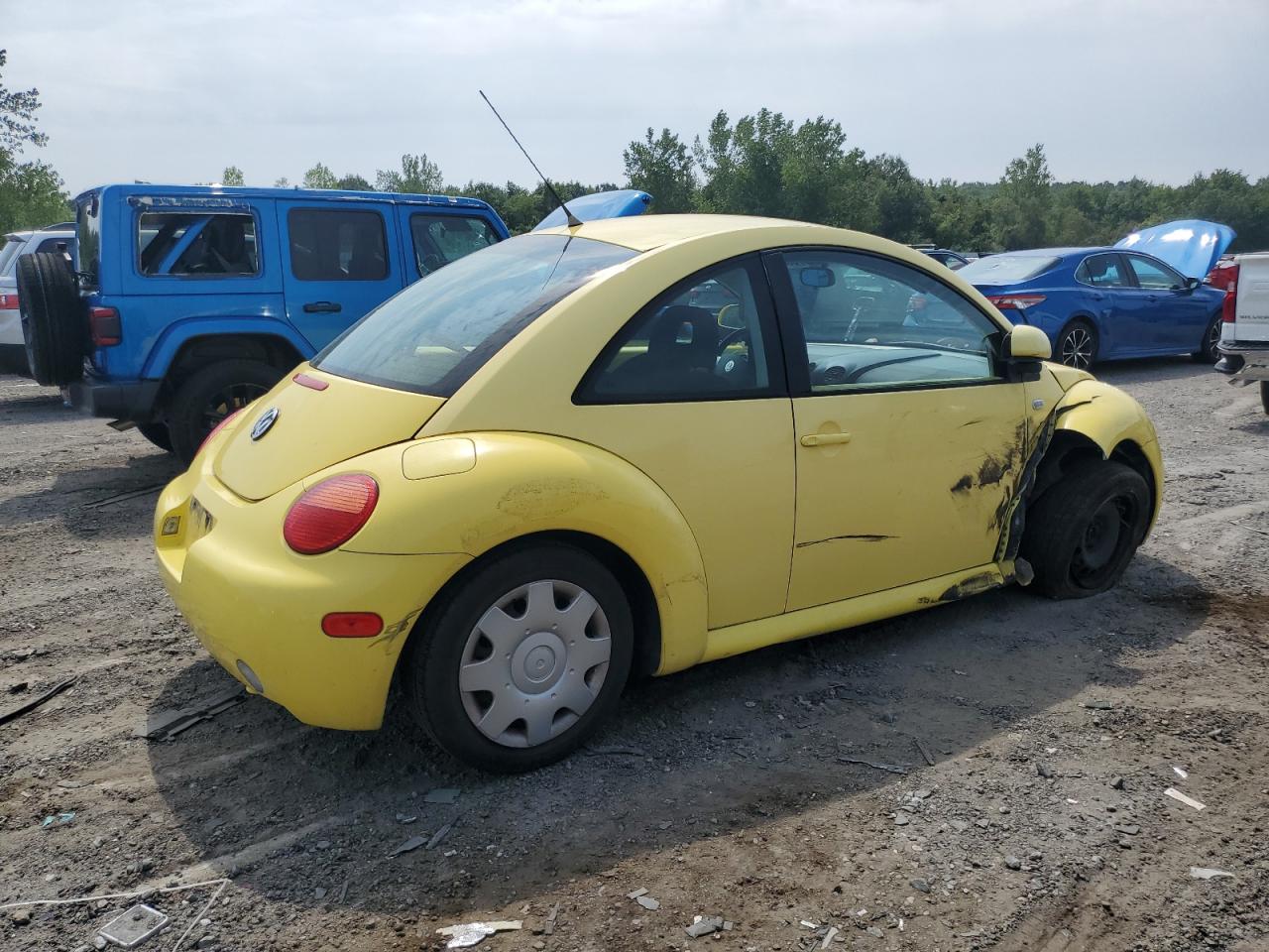 2000 Volkswagen New Beetle Gls yellow null gas 3VWCC21CXYM413011 photo #4