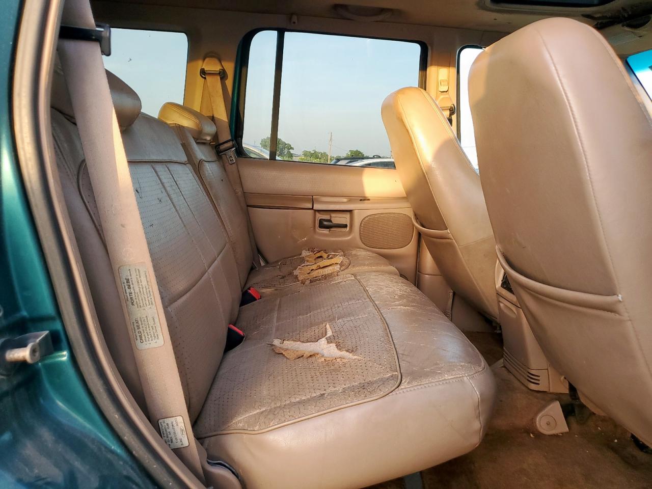 1998 Ford Explorer VIN: 1FMZU32E9WZA79111 Lot: 65396225