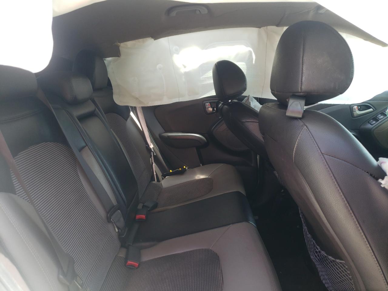 KM8JU3AC8CU455772 2012 Hyundai Tucson Gls