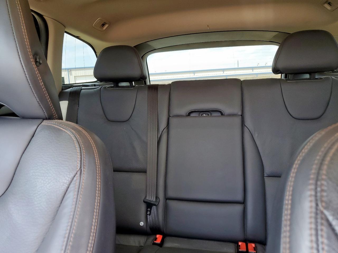 2012 Volvo Xc60 3.2 VIN: YV4940DZ0C2328075 Lot: 61975065