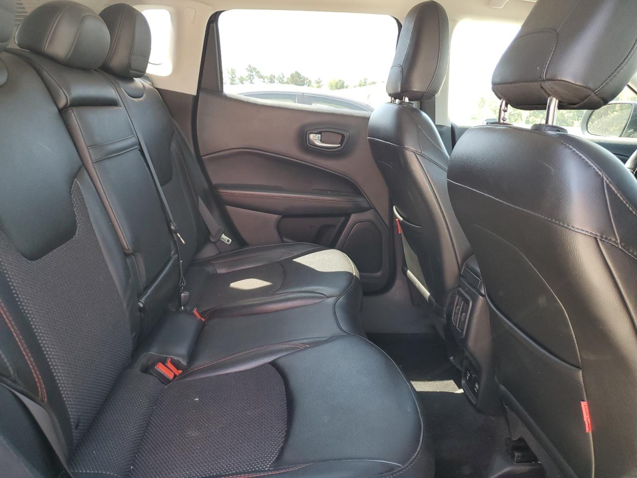 2019 Jeep Compass Trailhawk VIN: 3C4NJDDB1KT722170 Lot: 65063285