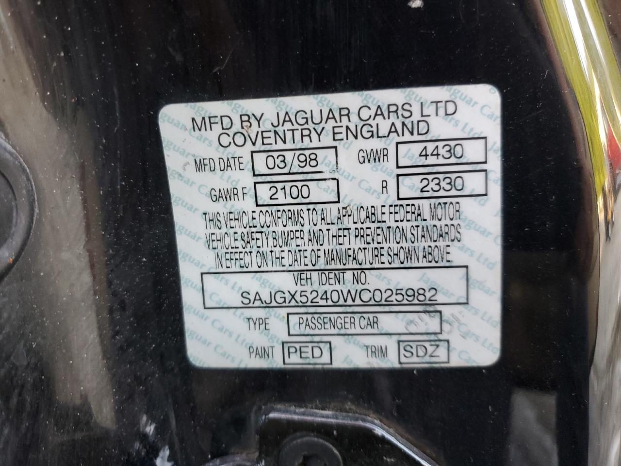 1998 Jaguar Xk8 VIN: SAJGX5240WC025982 Lot: 63363405