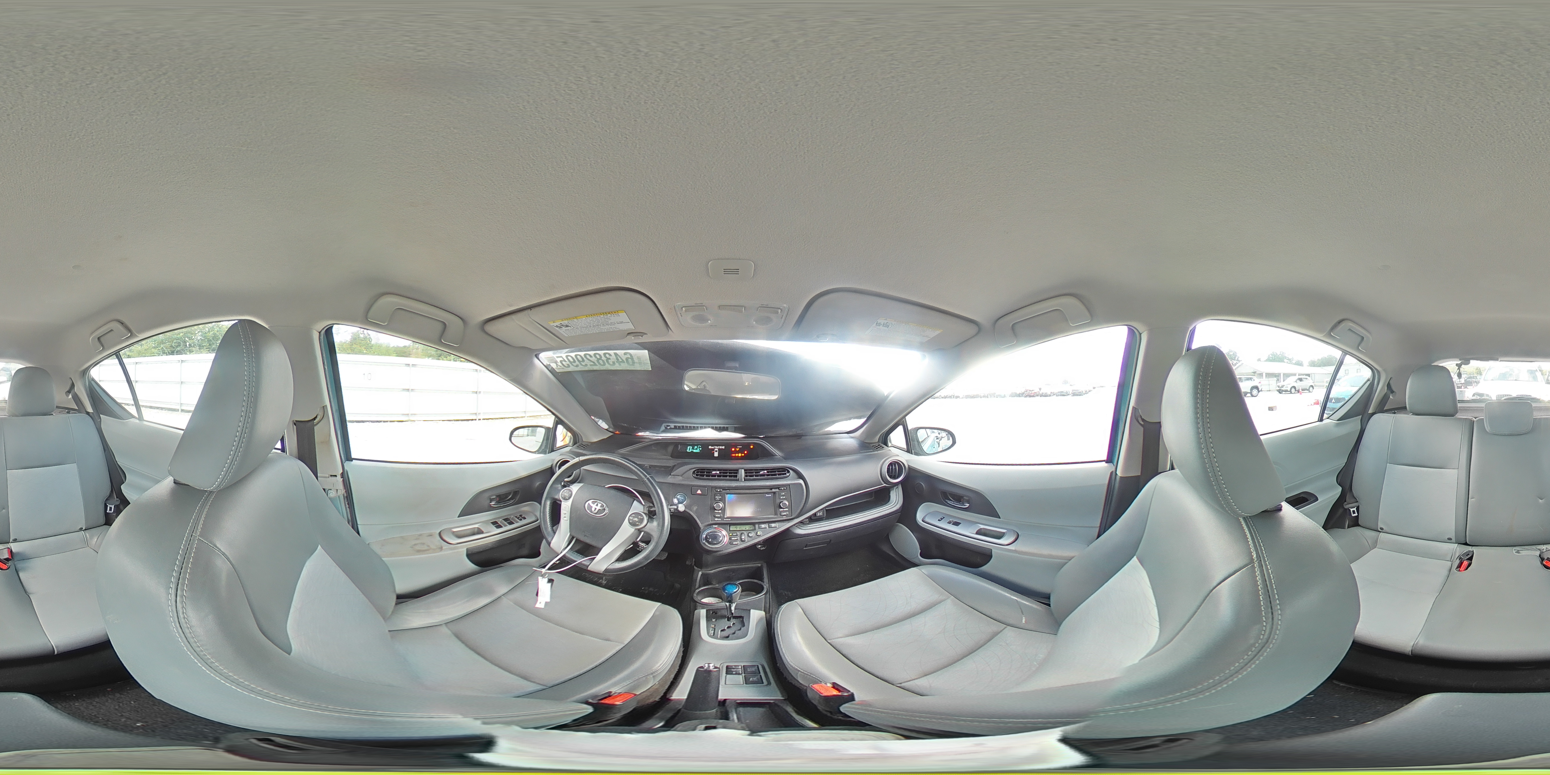 2013 Toyota Prius C VIN: JTDKDTB32D1035290 Lot: 64382995
