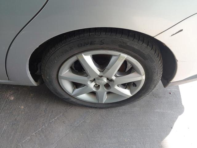 2006 TOYOTA PRIUS T SP