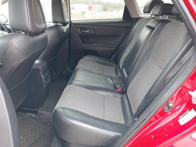2016 TOYOTA AURIS EXCE