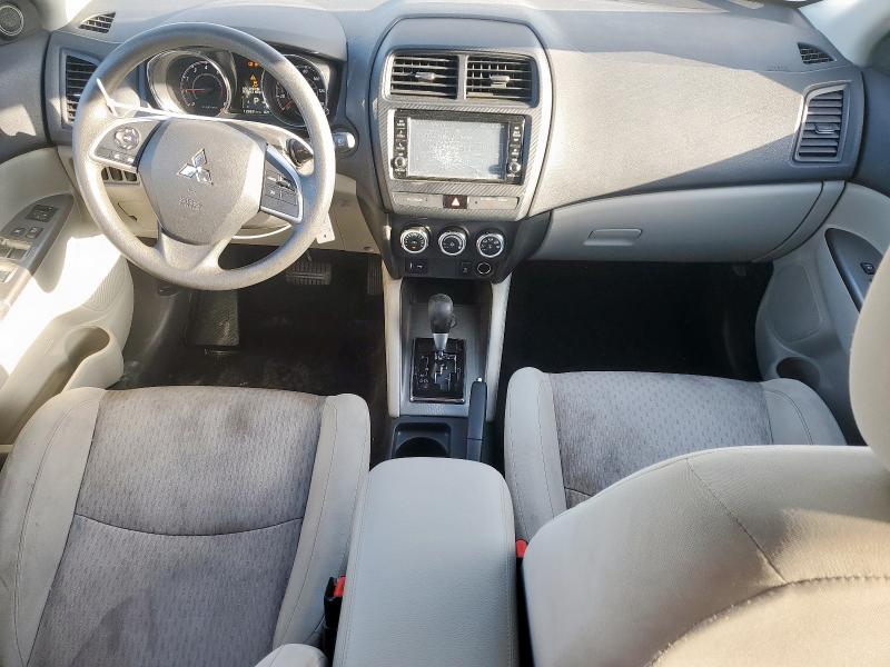  MITSUBISHI OUTLANDER 2019 Белы
