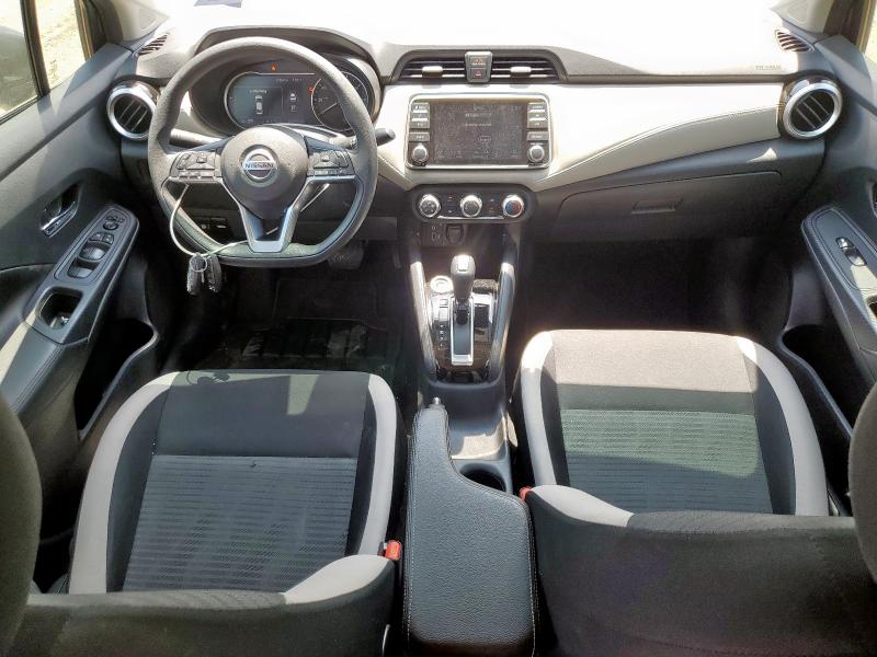  NISSAN VERSA 2020 Szary