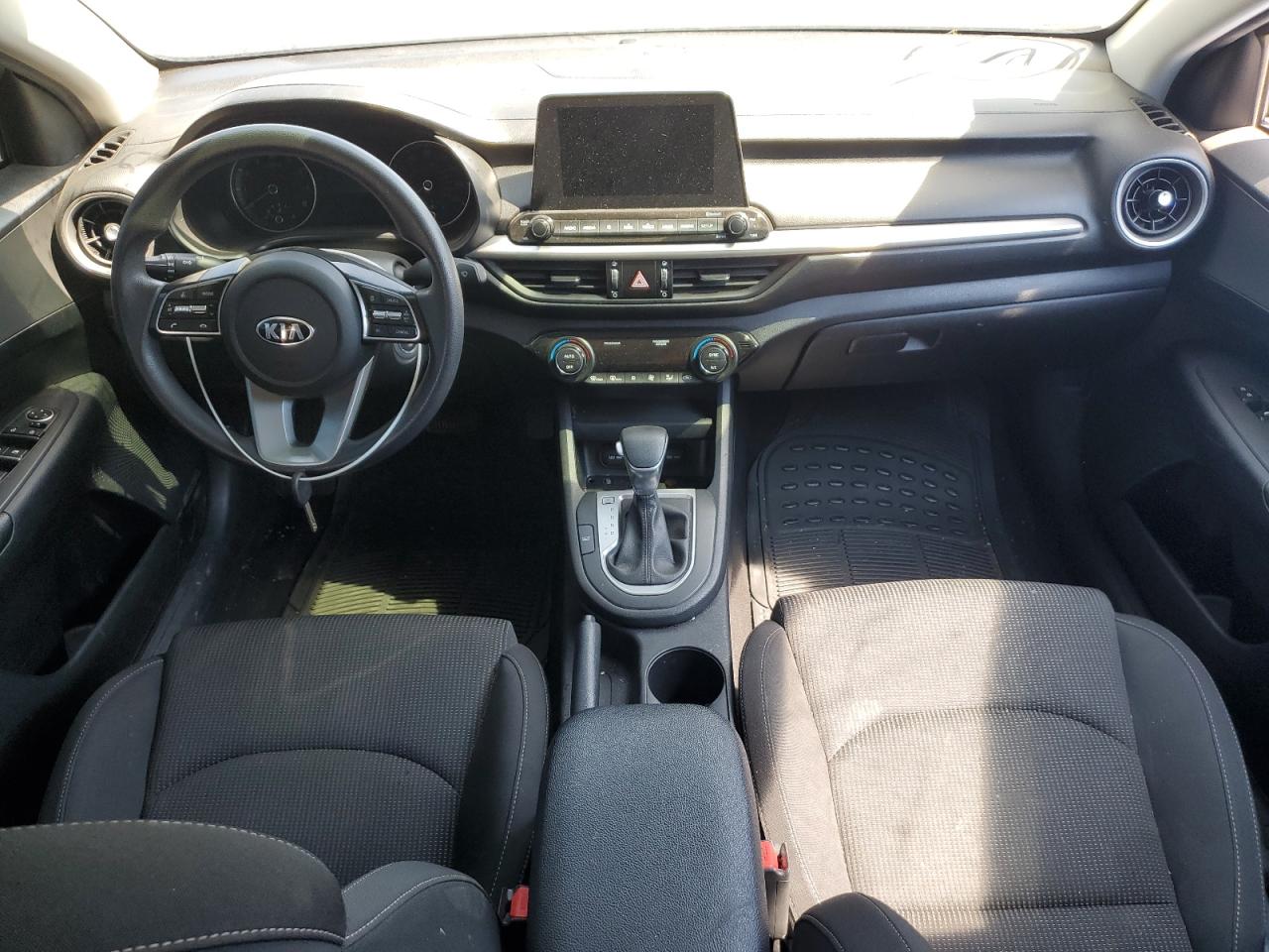 2019 Kia Forte Fe VIN: 3KPF24AD8KE118501 Lot: 64245985