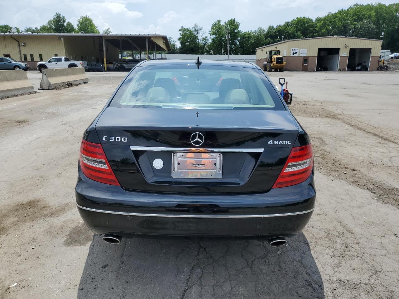 2013 Mercedes-Benz C 300 4Matic VIN: WDDGF8AB5DR262812 Lot: 64549735