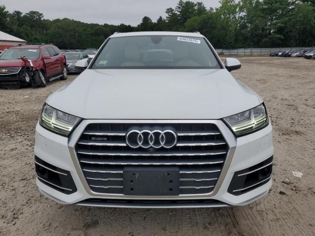  AUDI Q7 2017 White