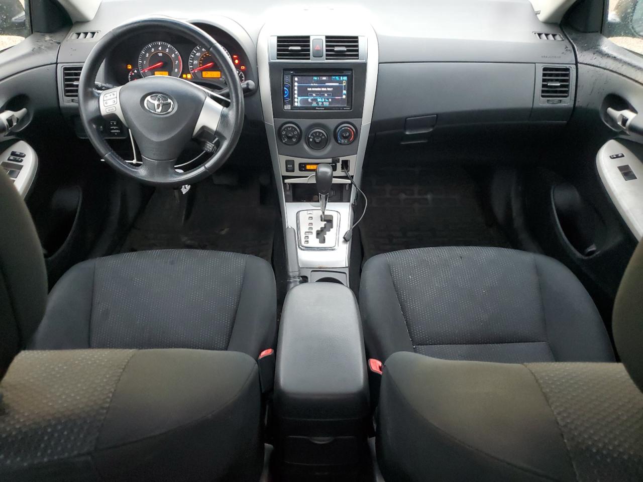 2010 Toyota Corolla Base VIN: 1NXBU4EE1AZ337582 Lot: 64849845