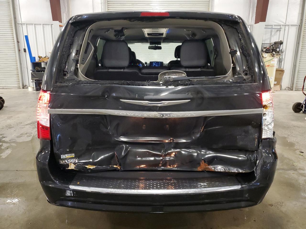 2015 Chrysler Town & Country Touring VIN: 2C4RC1BG6FR637052 Lot: 65067805