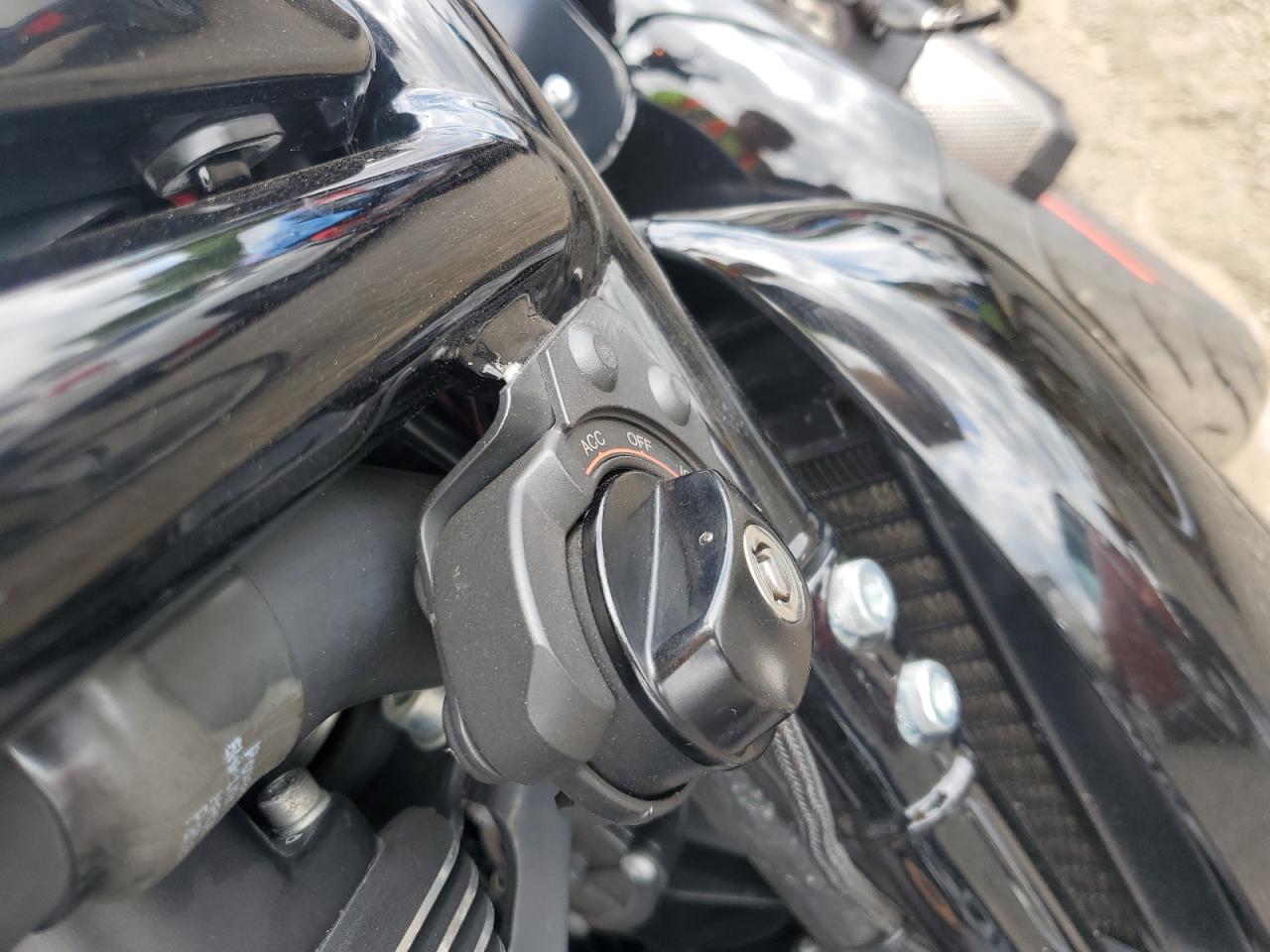 2012 Harley-Davidson Vrscdx Night Rod Special VIN: 1HD1HHH14CC800102 Lot: 64025655