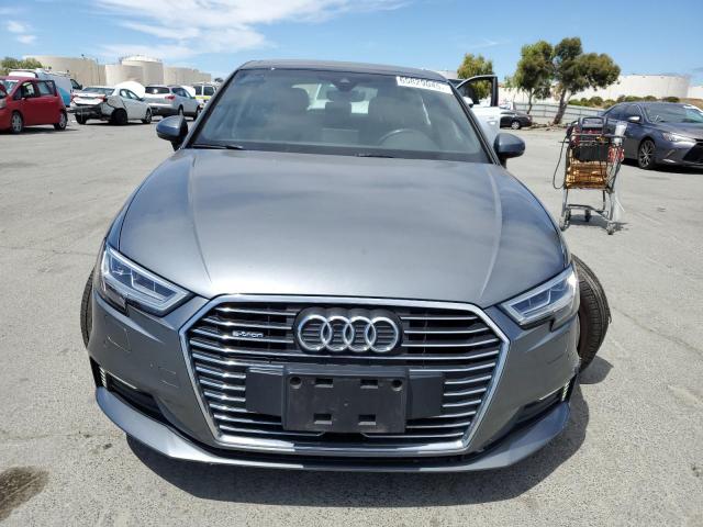  AUDI A3 2018 Gray