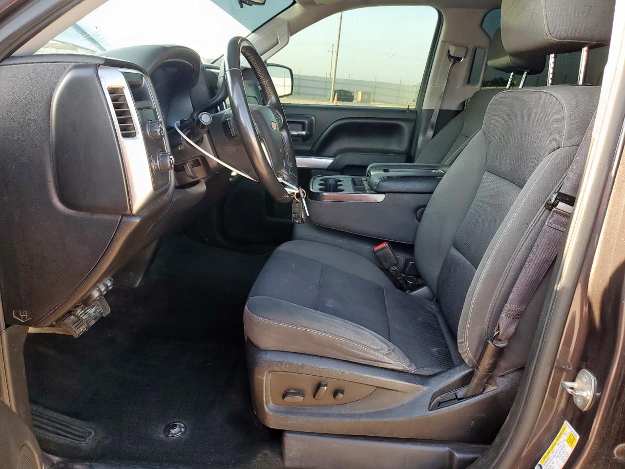 2016 Chevrolet Silverado K1500 Lt VIN: 3GCUKREC1GG240229 Lot: 64240975