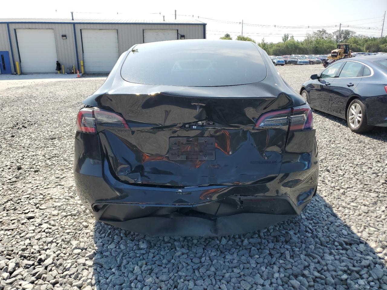 2023 Tesla Model Y VIN: 7SAYGDEE2PA060139 Lot: 64735795