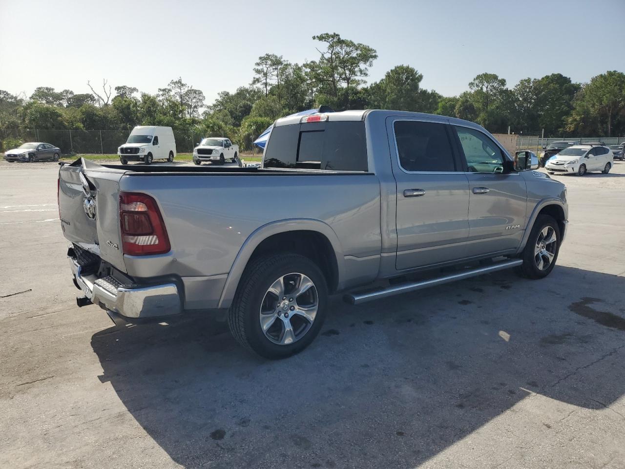 1c6srfrt9kn613472 1C6SRFRT9KN613472 2019 Ram 1500 Laramie